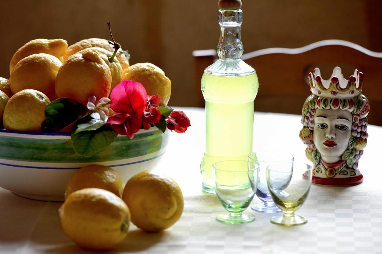 Bed and Breakfast Lumie Di Sicilia Porto Empedocle Exterior foto